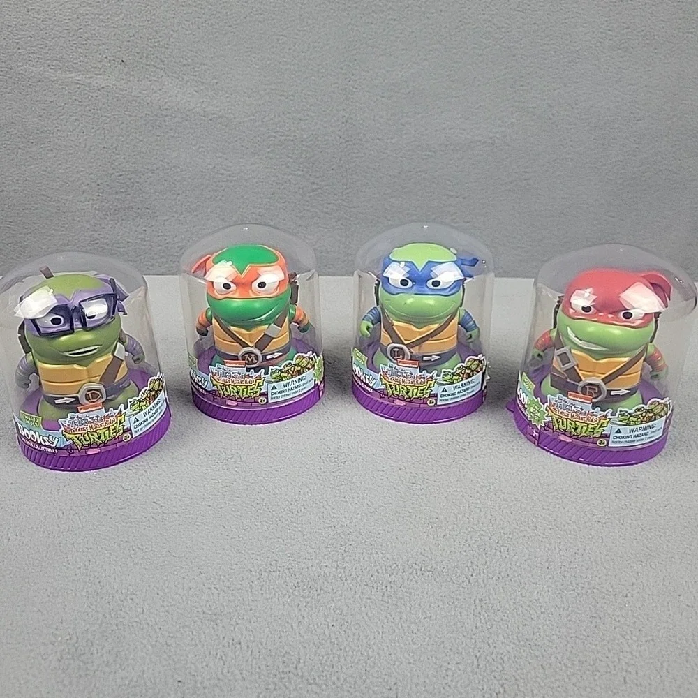 Teenage Mutant Ninja Turtles TMNT Booskys Figures Set Donatello Leonardo Michela
